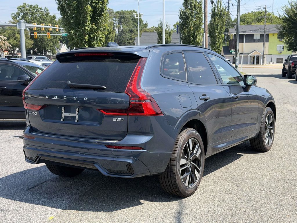 New 2026 Volvo XC60 B5 Plus w/ Protection Package Premier AWD/4WD image 19