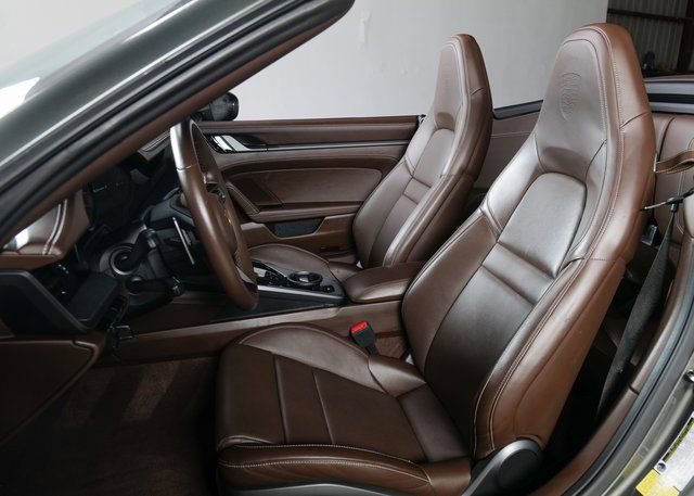 Used 2021 Porsche 911 Carrera S image 12