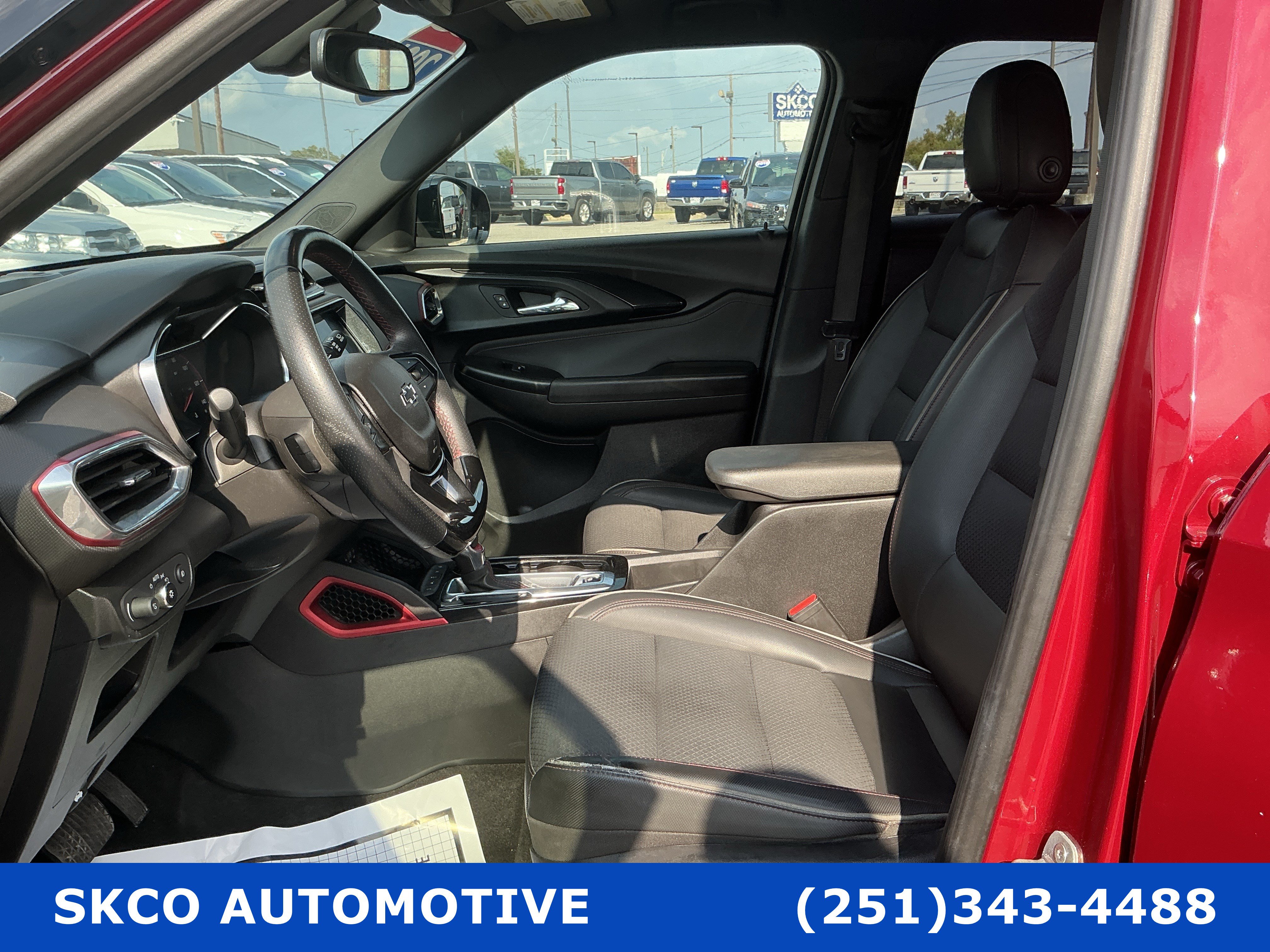Used 2021 Chevrolet TrailBlazer RS w/ Convenience Package FWD image 10