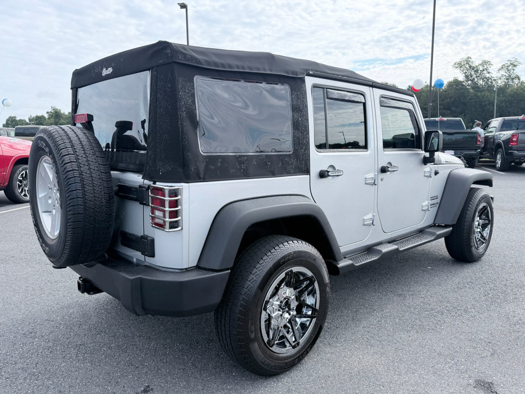 Used 2012 Jeep Wrangler Unlimited Sport AWD/4WD image 6