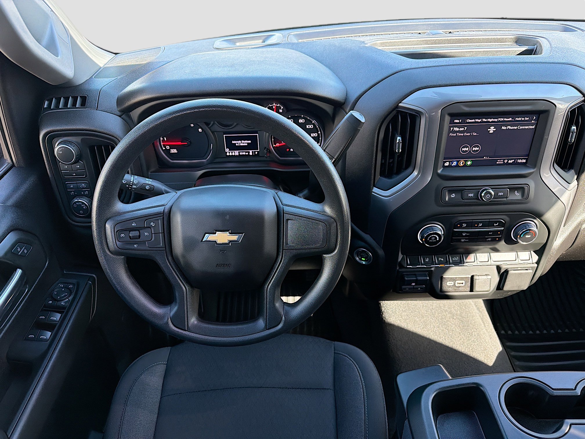 Used 2025 Chevrolet Silverado 2500 Custom w/ Custom Value Package image 16