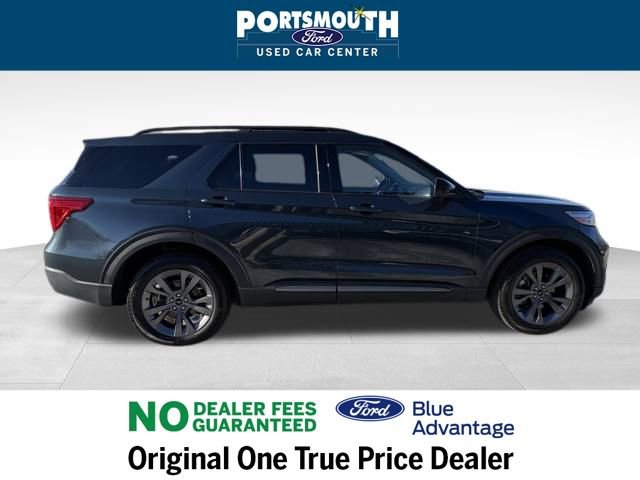 Used 2022 Ford Explorer XLT w/ Equipment Group 202A image 6