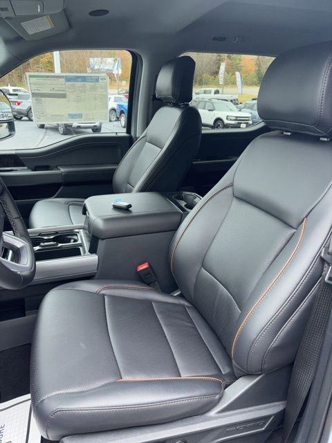 New 2026 Ford F350 Lariat w/ Black Appearance Package image 49