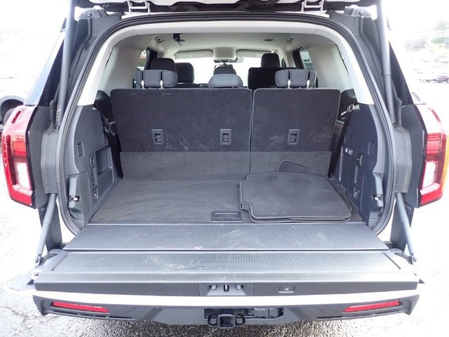 Used 2025 Ford Expedition Active image 9