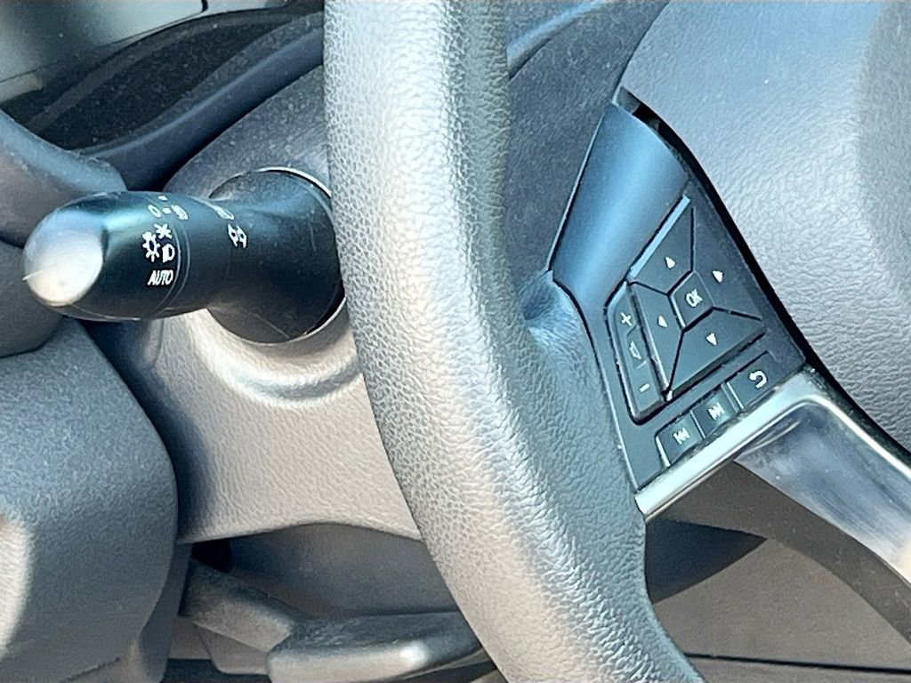 Used 2024 Nissan Kicks SR w/ SR Premium Package image 10