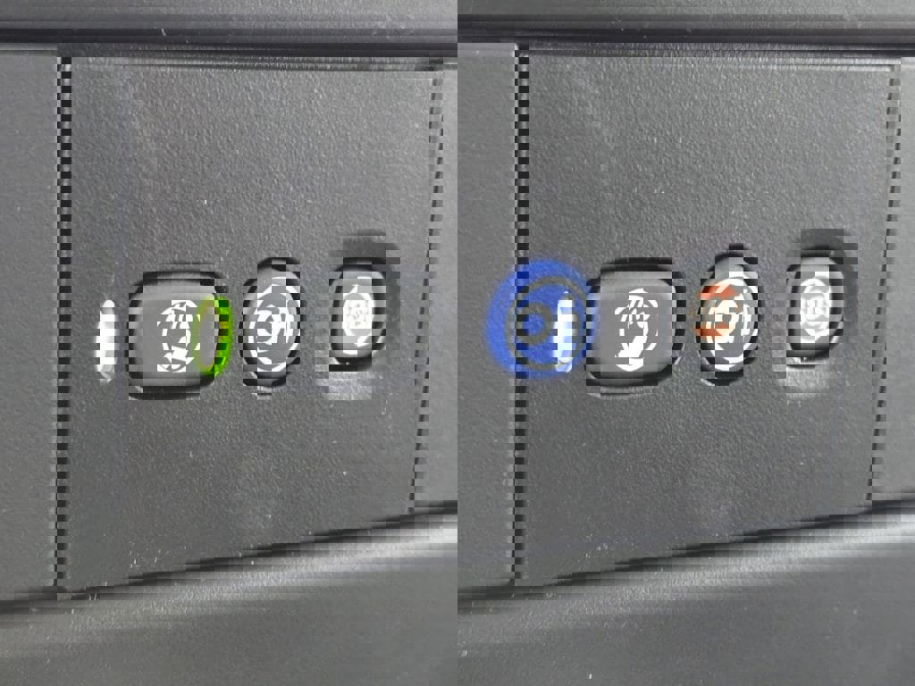 New 2025 Chevrolet Express 2500 w/ Driver Convenience Package image 17