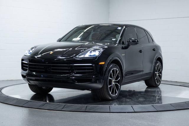 Used 2023 Porsche Cayenne Platinum Edition AWD/4WD image 6