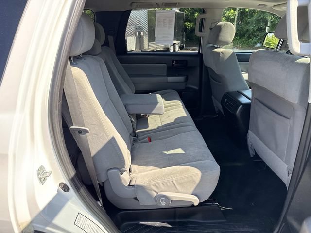 Used 2015 Toyota Sequoia SR5 AWD/4WD image 11