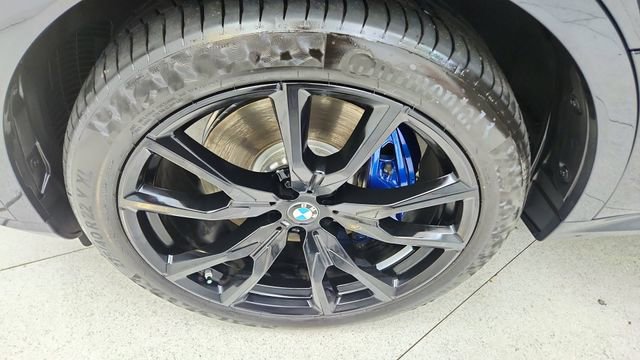 Used 2026 BMW X7 xDrive40i w/ M Sport Package AWD/4WD image 61