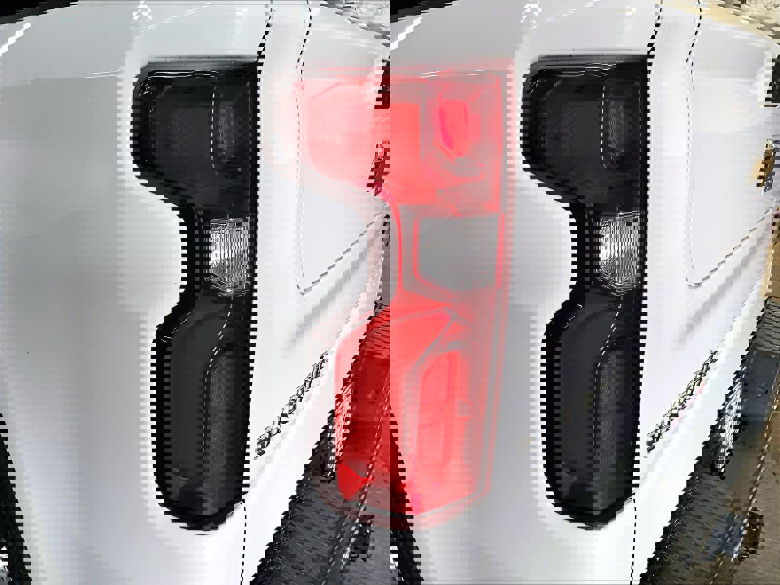 Used 2021 Chevrolet Silverado 1500 LTZ image 30