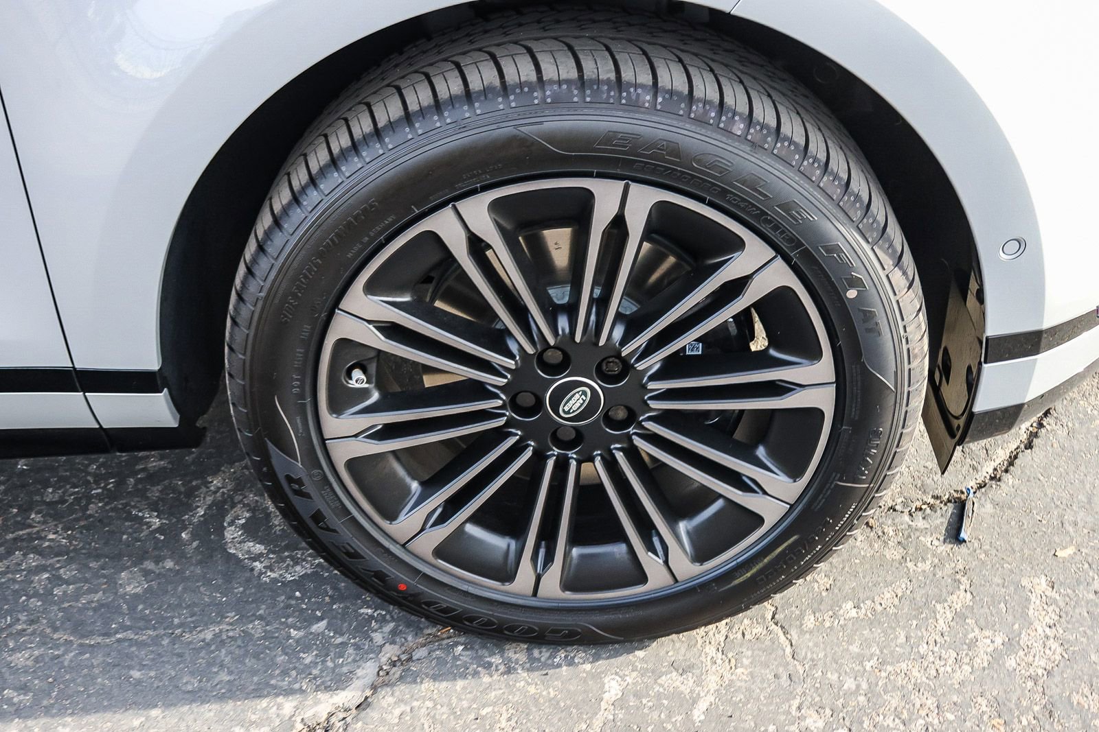 New 2026 Land Rover Range Rover Evoque Dynamic SE image 14