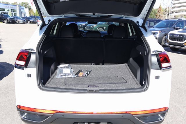 New 2026 Volkswagen Atlas Cross Sport SE image 16