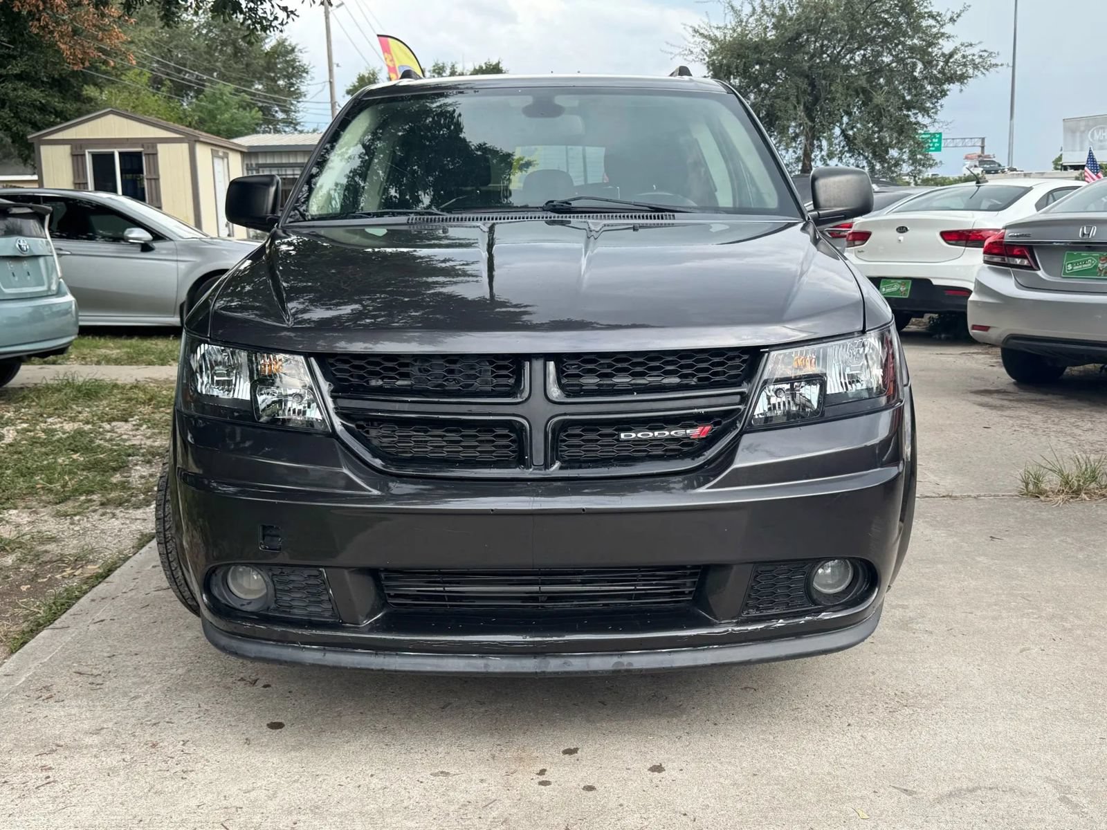 Used 2018 Dodge Journey SE w/ Popular Equipment Group FWD image 3
