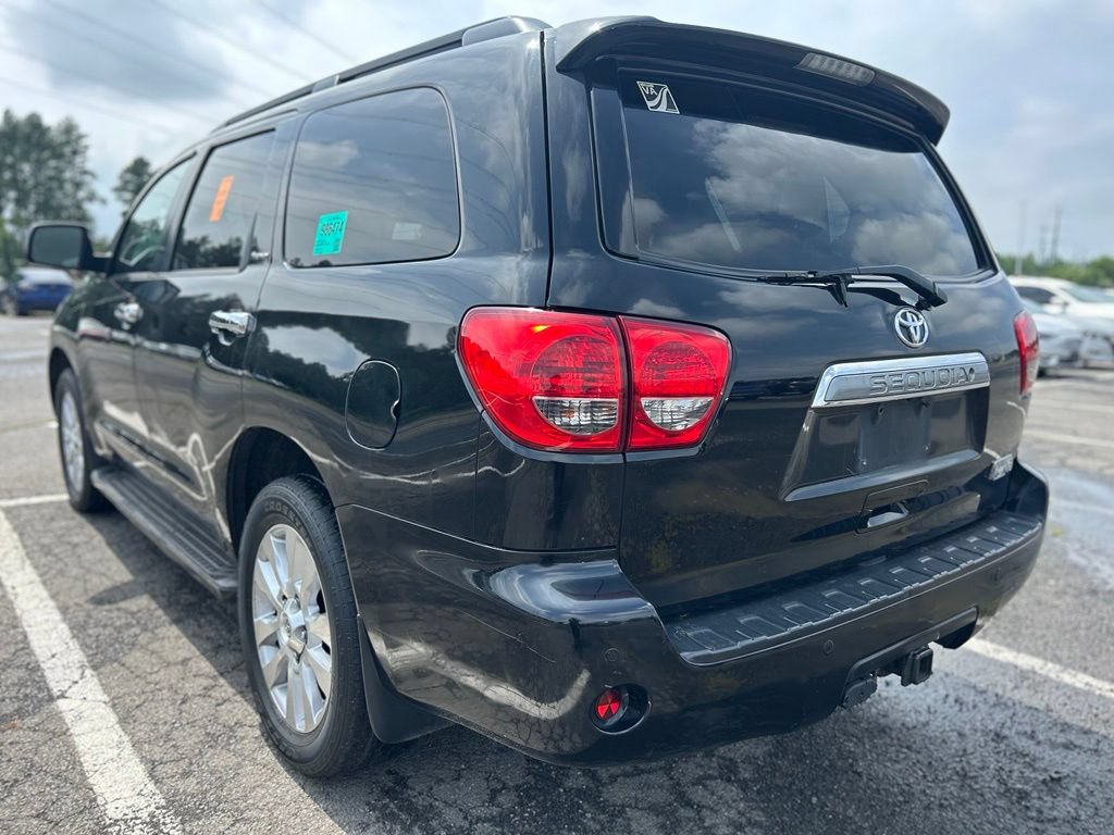 Used 2011 Toyota Sequoia Platinum AWD/4WD image 3