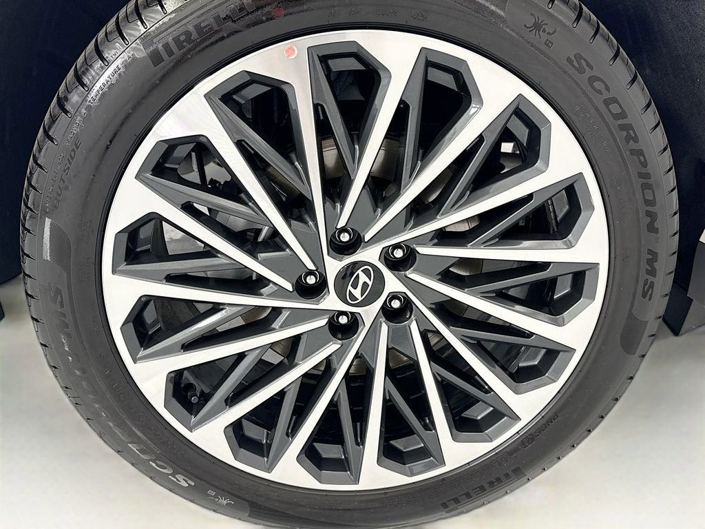 Used 2026 Hyundai Palisade Calligraphy image 32