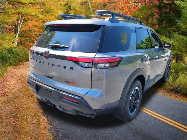 New 2026 Nissan Pathfinder Platinum AWD/4WD image 3