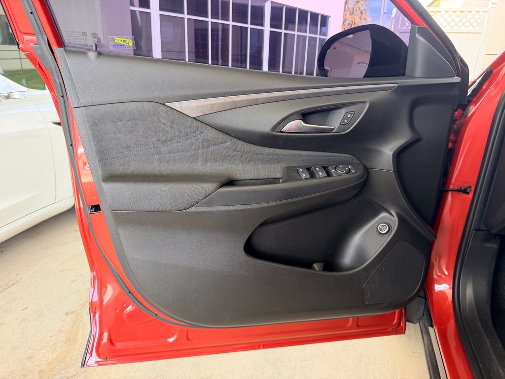 Used 2024 Buick Envista Sport Touring w/ Convenience I Package FWD image 10