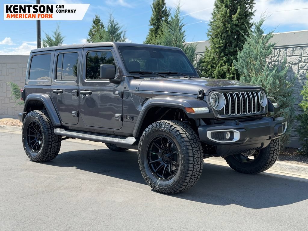 Used 2026 Jeep Wrangler Unlimited Sahara AWD/4WD image 11