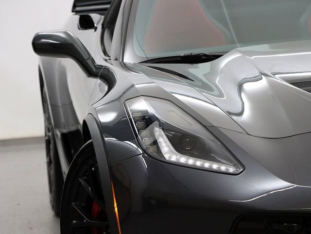 Used 2017 Chevrolet Corvette Z06 w/ Z07 Performance Package image 4