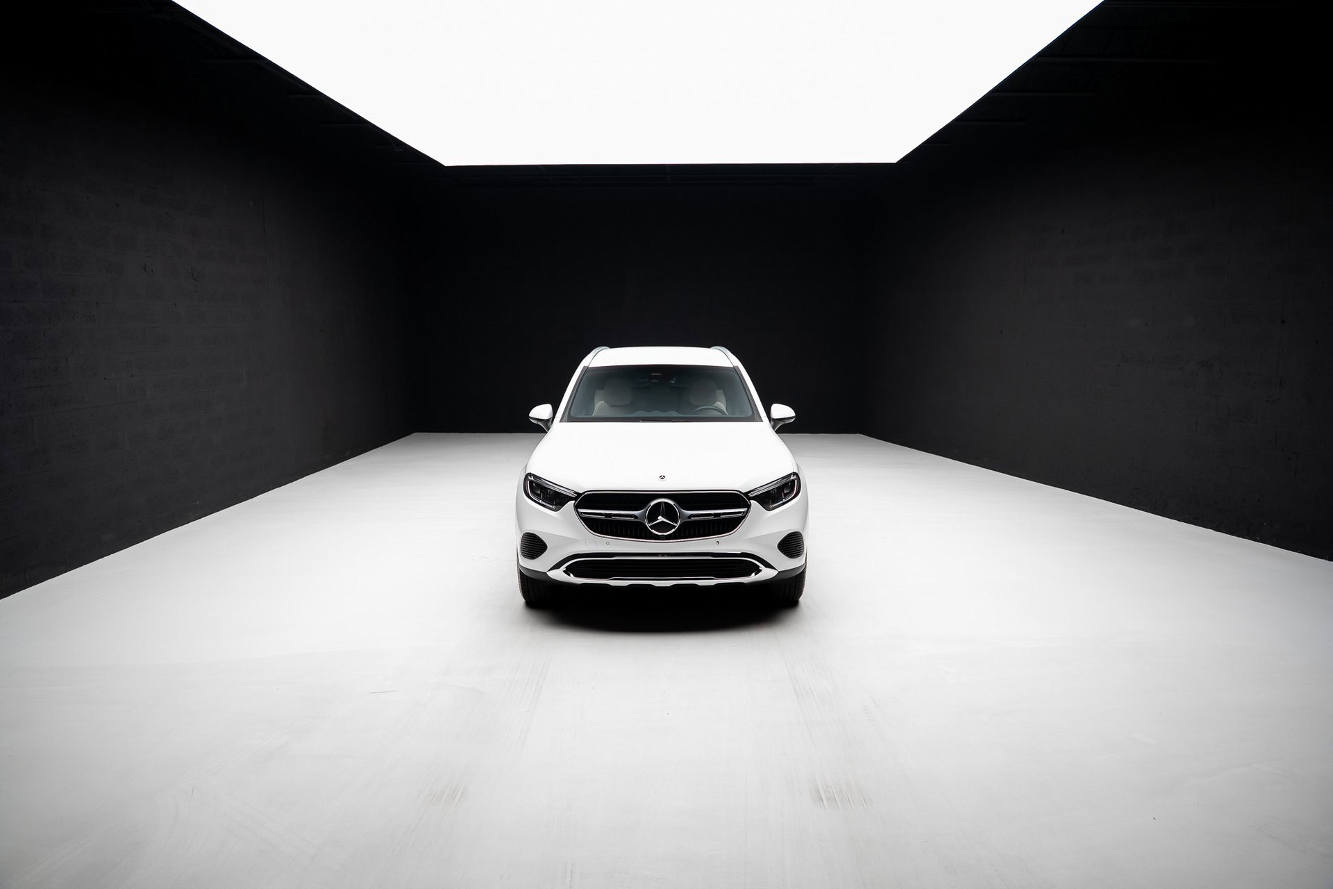 Used 2025 Mercedes-Benz GLC 350e 4MATIC image 82