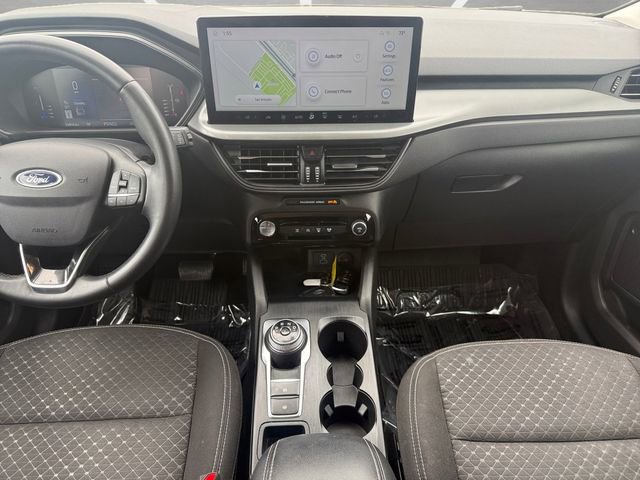 Used 2023 Ford Escape Active w/ Tech Pack #1 FWD image 3