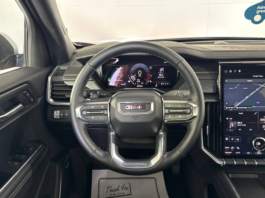Certified 2026 GMC Acadia Elevation w/ Elevation Premium Package AWD/4WD image 39