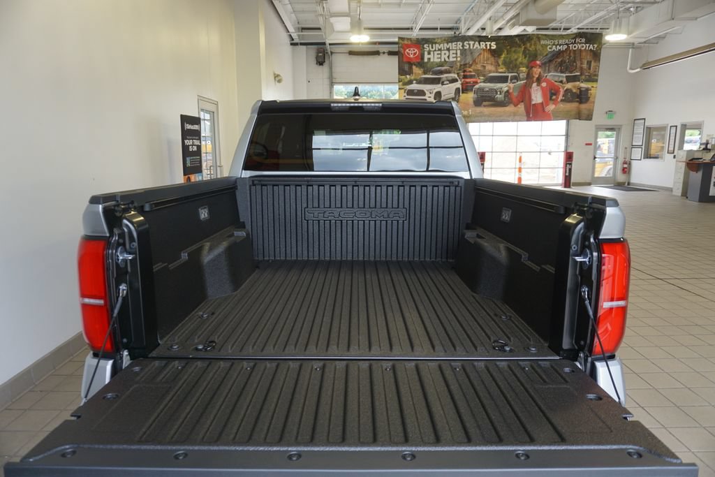 New 2026 Toyota Tacoma SR5 AWD/4WD image 18