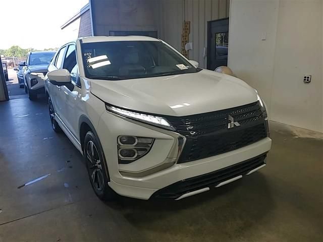 Used 2024 Mitsubishi Eclipse Cross SEL AWD/4WD image 5