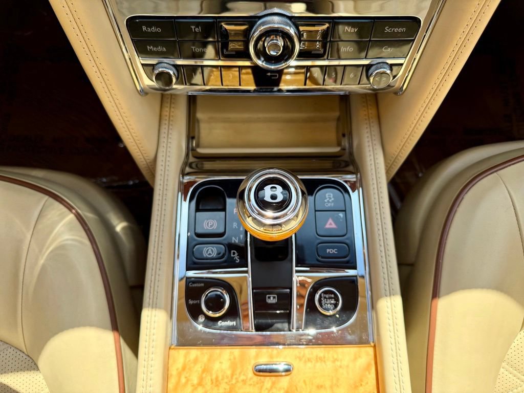 Used 2016 Bentley Mulsanne RWD image 24