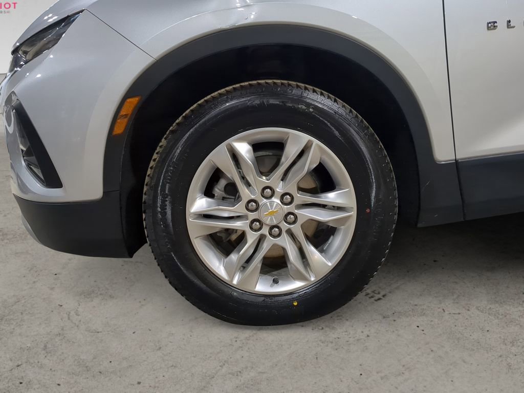 Used 2022 Chevrolet Blazer LT image 9