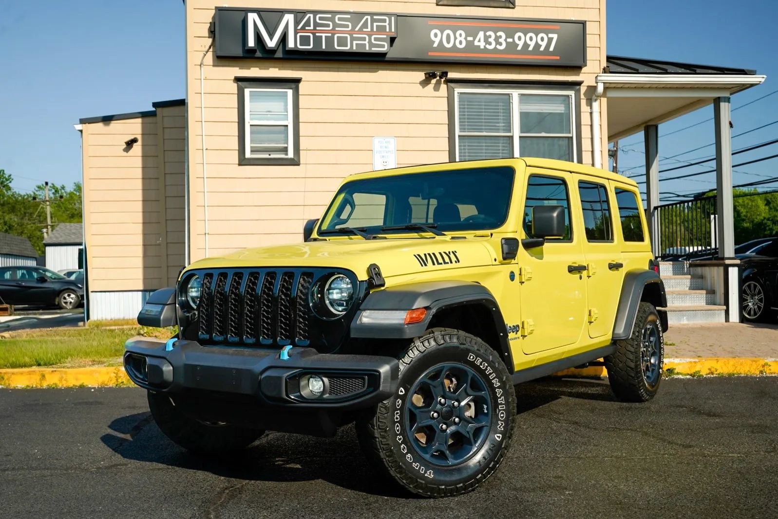 Used 2023 Jeep Wrangler Unlimited w/ Sun & Screen Package