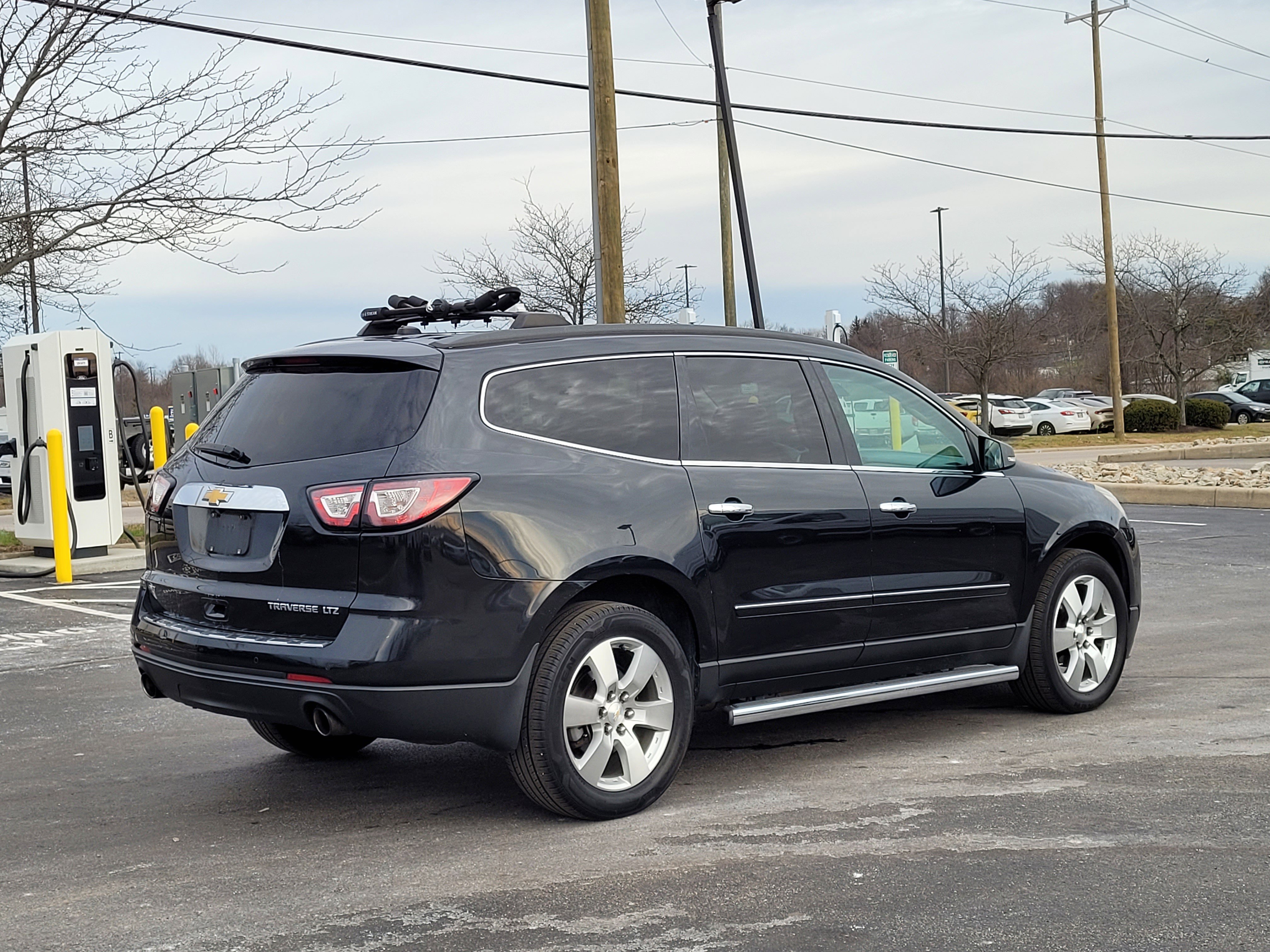 Used 2015 Chevrolet Traverse LTZ w/ LPO, 'HIT The Road' Package image 4