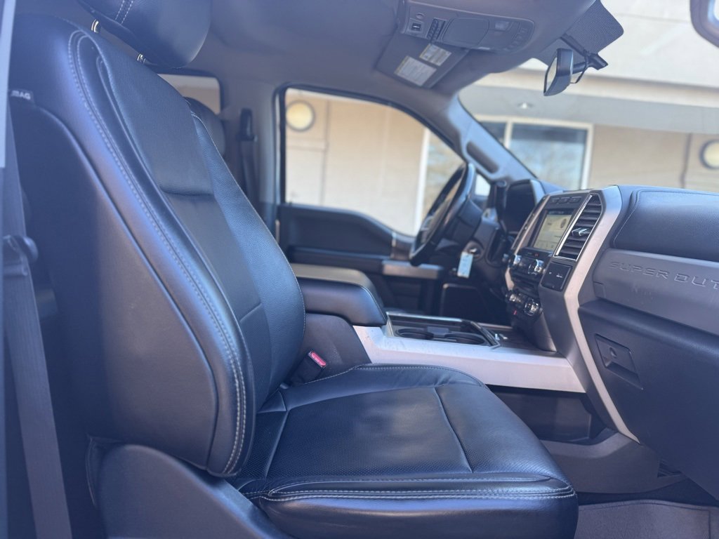 Used 2017 Ford F250 Lariat w/ Lariat Value Package image 21