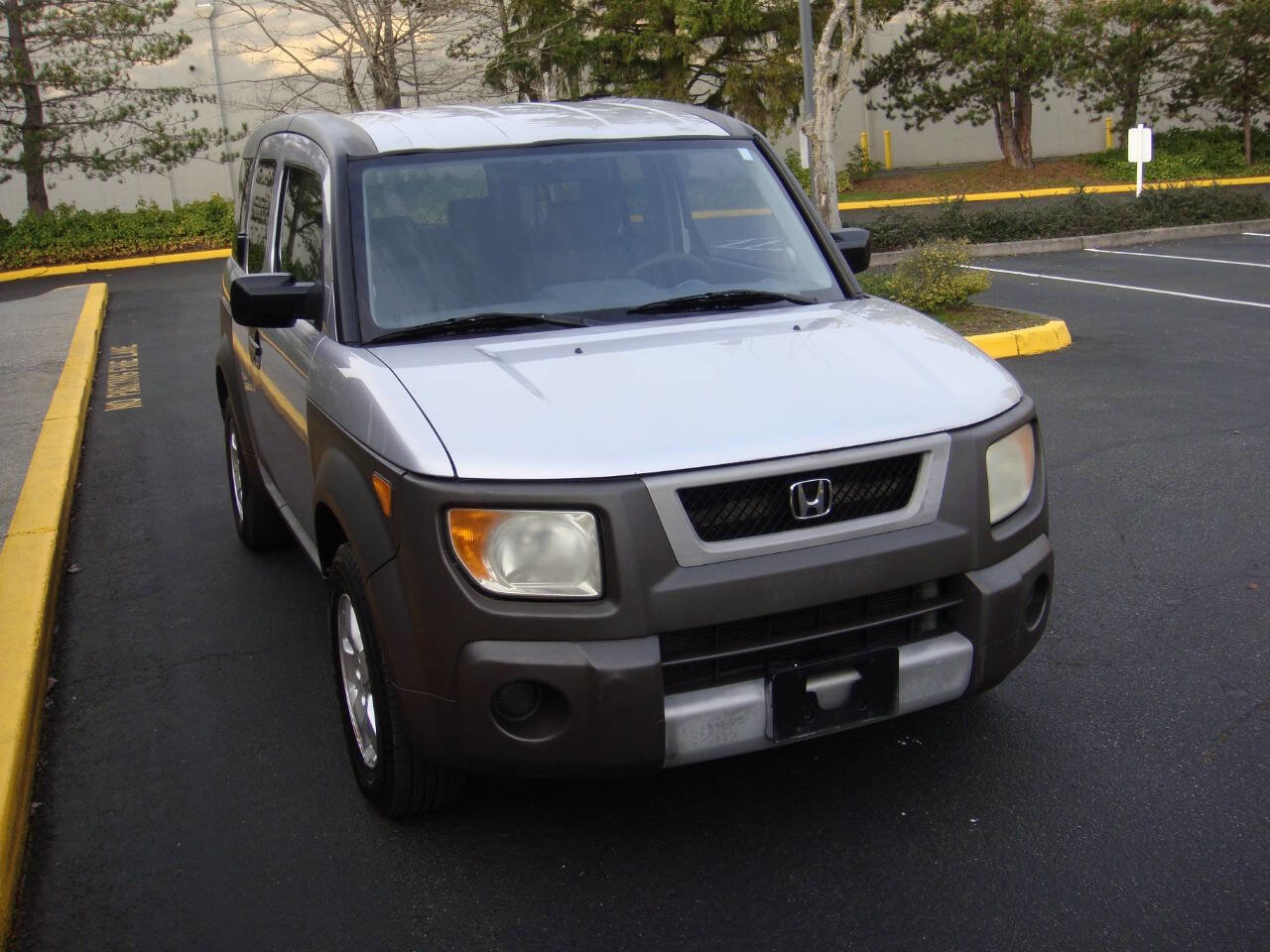 Used 2003 Honda Element EX image 3