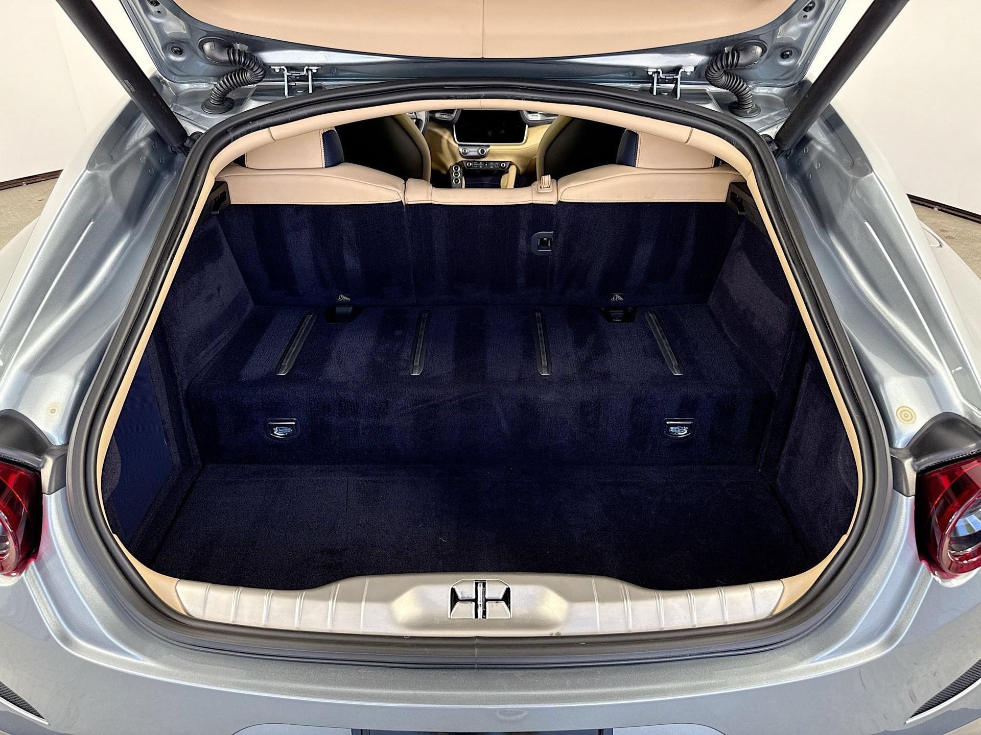 Certified 2018 Ferrari GTC4Lusso AWD/4WD image 27