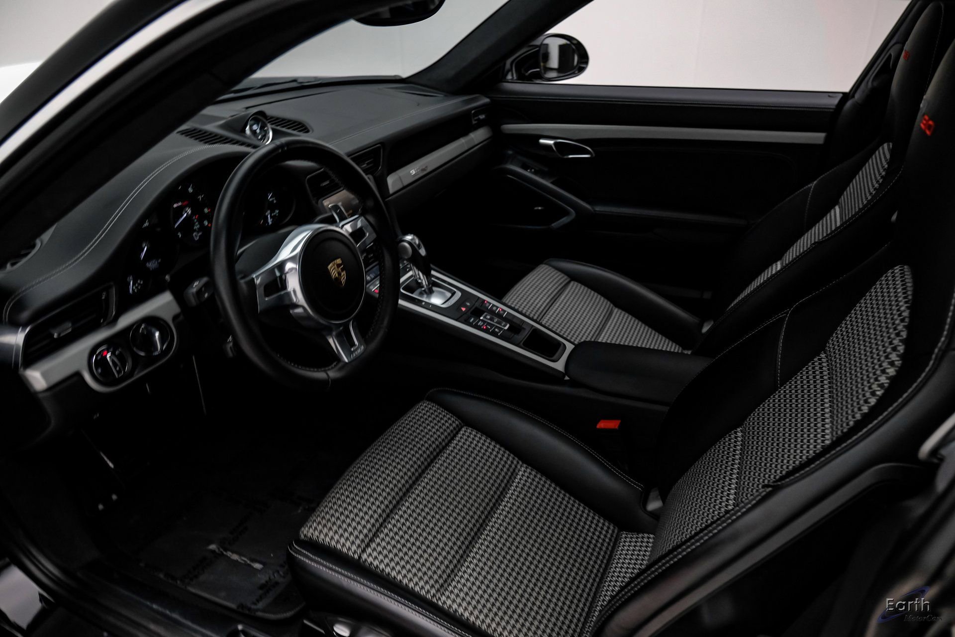 Used 2014 Porsche 911 50th Anniversary Edition image 41