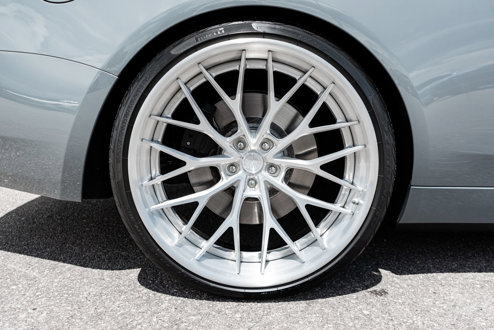 Used 2020 Rolls-Royce Dawn RWD image 16