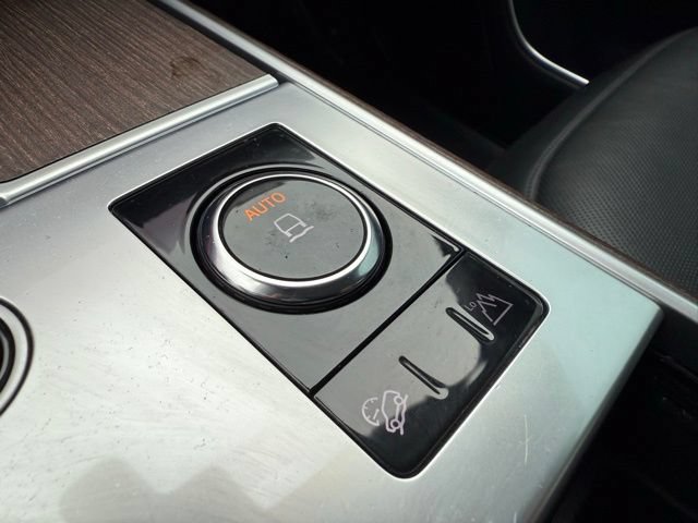 Used 2023 Land Rover Range Rover SE AWD/4WD image 29
