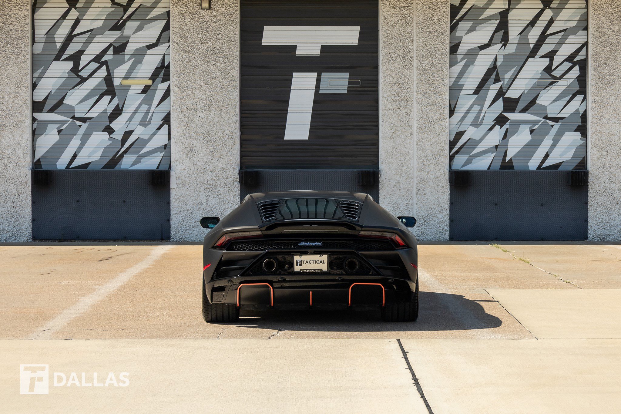 Used 2022 Lamborghini Huracan EVO RWD image 13