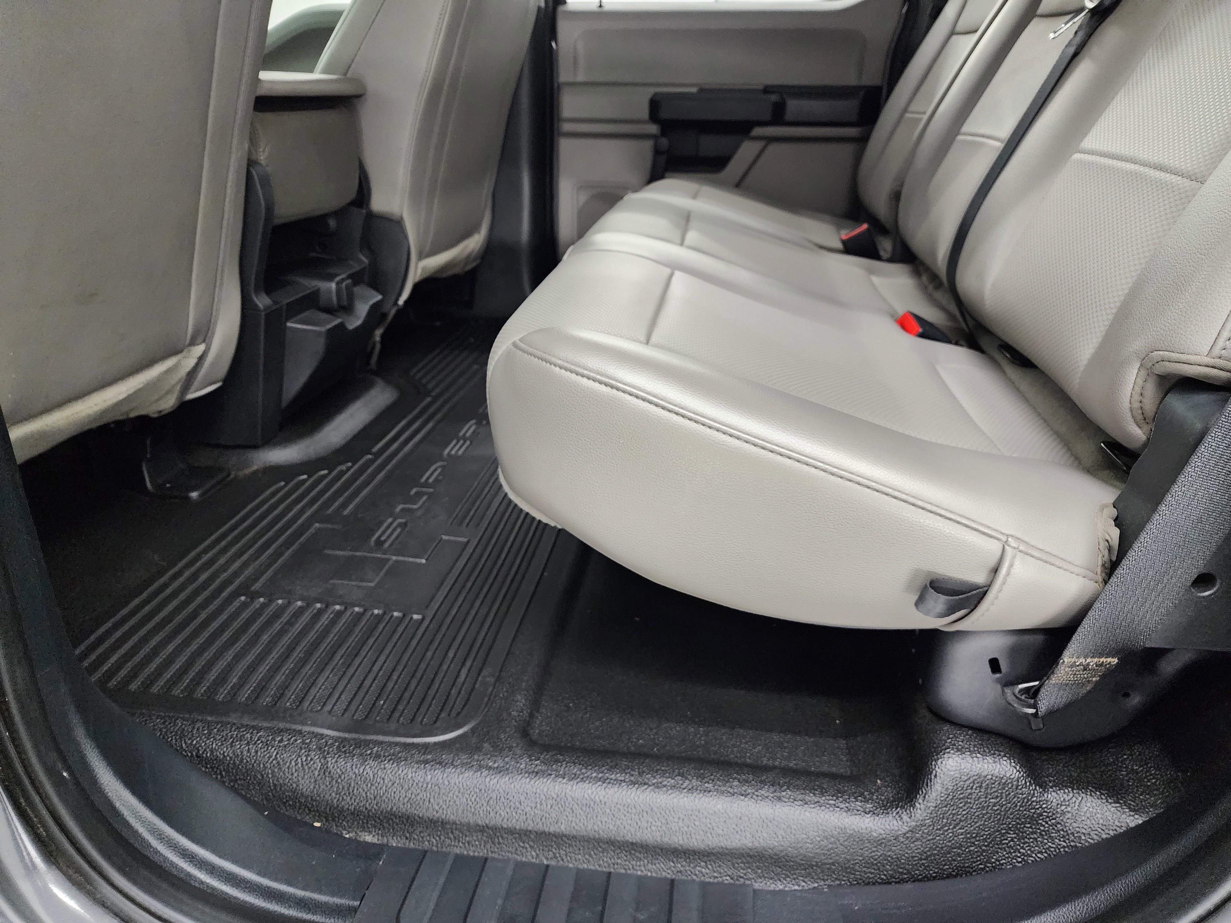 Used 2022 Ford F250 XL w/ STX Appearance Package image 32