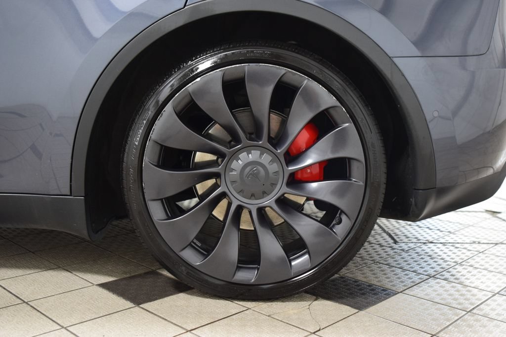 Used 2022 Tesla Model Y Performance AWD/4WD image 28
