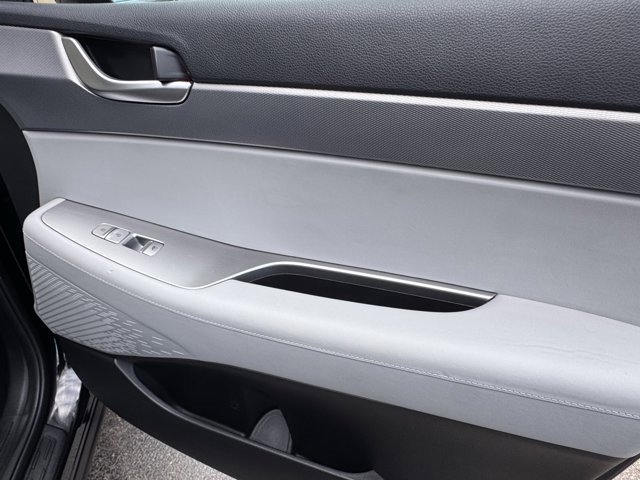 Used 2020 Hyundai Palisade SEL w/ Convenience Package image 2