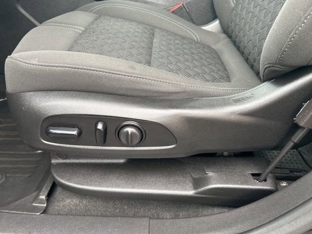 Used 2020 Chevrolet Blazer LT image 14