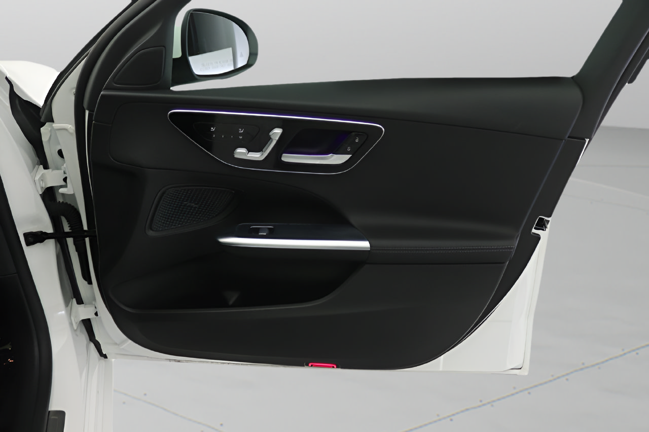 Certified 2024 Mercedes-Benz C 300 Sedan image 21