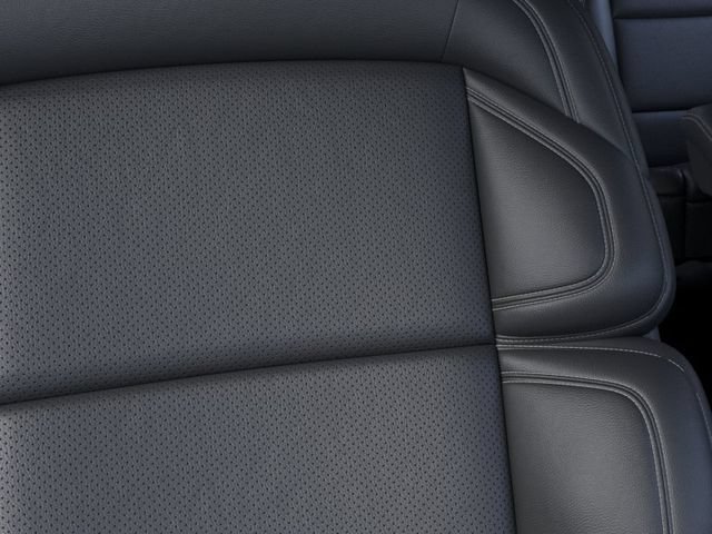 New 2026 Lincoln Navigator L Premier AWD/4WD image 16