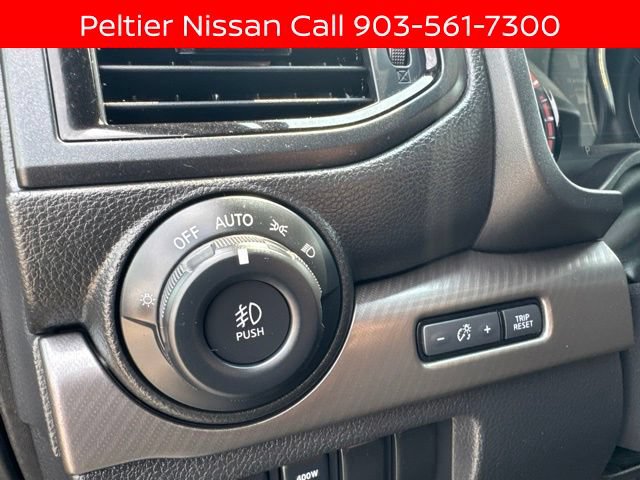 Certified 2021 Nissan Titan PRO-4X w/ Pro-4x Convenience Package AWD/4WD image 12