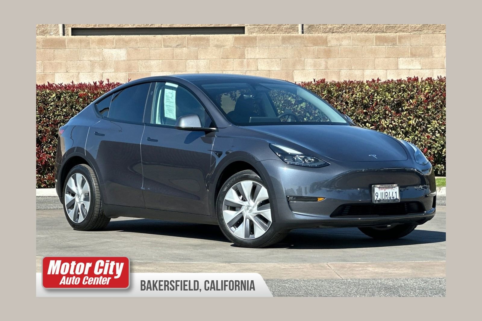 Used 2023 Tesla Model Y Long Range image 1
