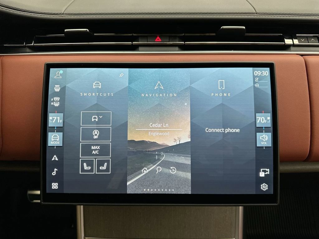 New 2026 Land Rover Range Rover SV image 27