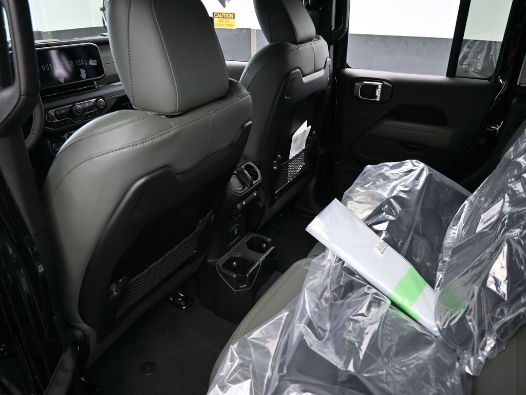 New 2026 Jeep Gladiator Mojave image 28