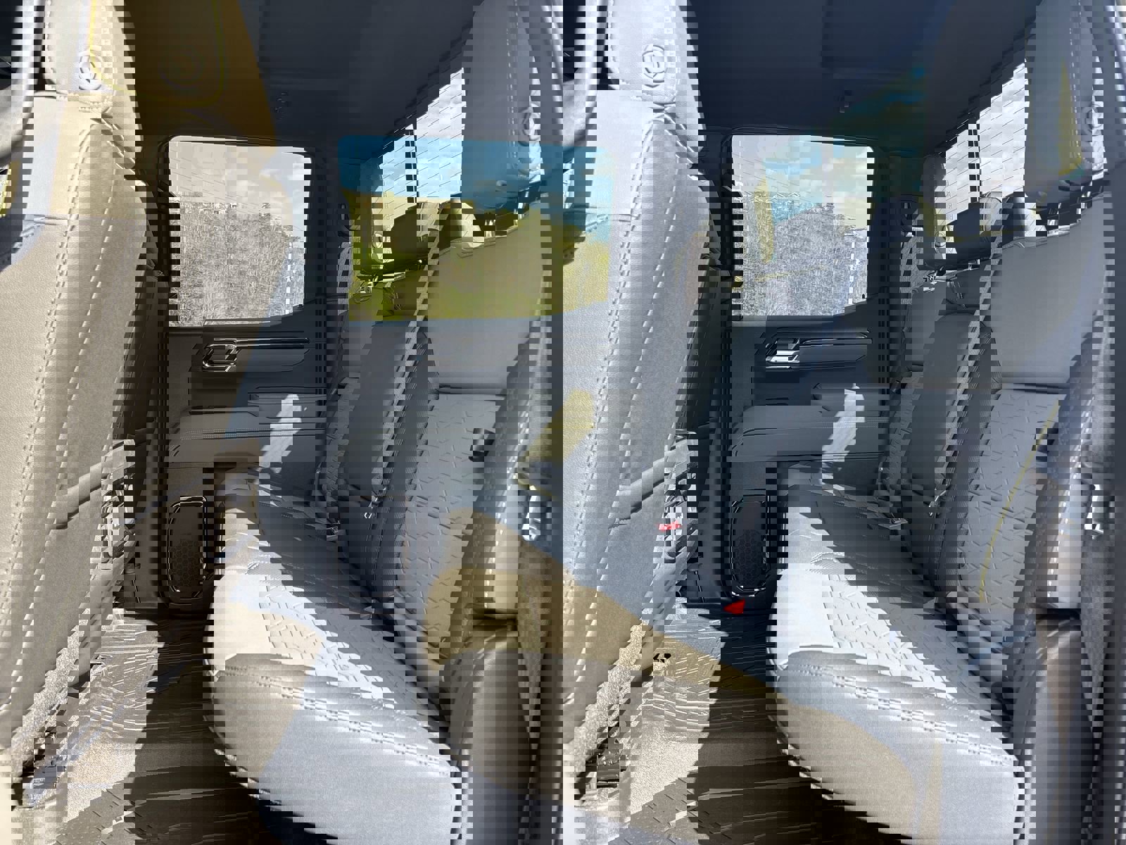 New 2026 Chevrolet Silverado 1500 ZR2 image 24